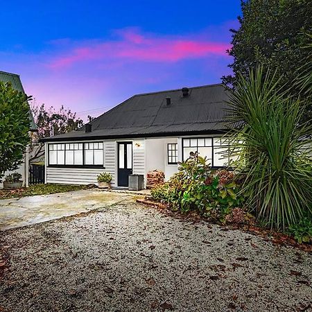 Blackwood Tree Cottage - Heritage Listed Property - Evandale! Екстер'єр фото