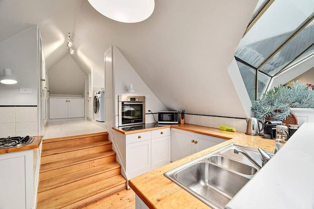 Blackwood Tree Cottage - Heritage Listed Property - Evandale! Екстер'єр фото