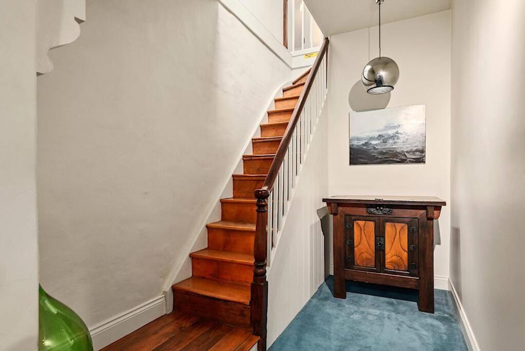 Blackwood Tree Cottage - Heritage Listed Property - Evandale! Екстер'єр фото