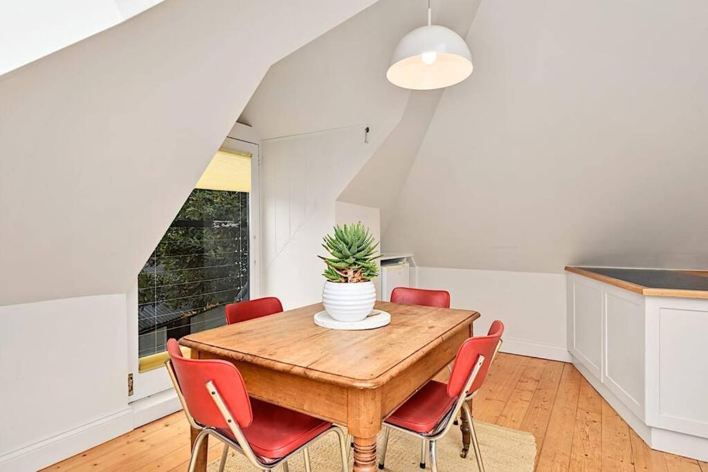 Blackwood Tree Cottage - Heritage Listed Property - Evandale! Екстер'єр фото